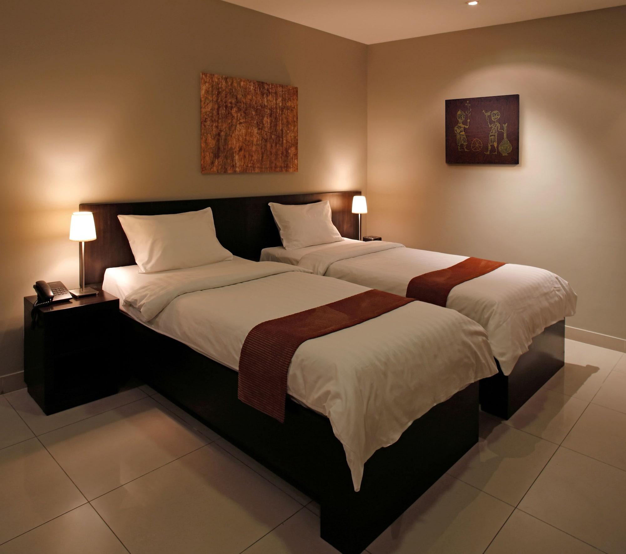 Hotel Meg Γιερεβάν Εξωτερικό φωτογραφία
