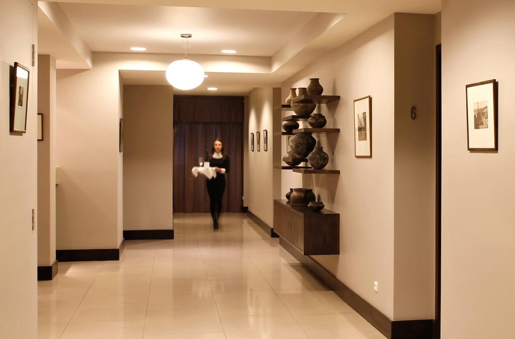 Hotel Meg Γιερεβάν Εξωτερικό φωτογραφία